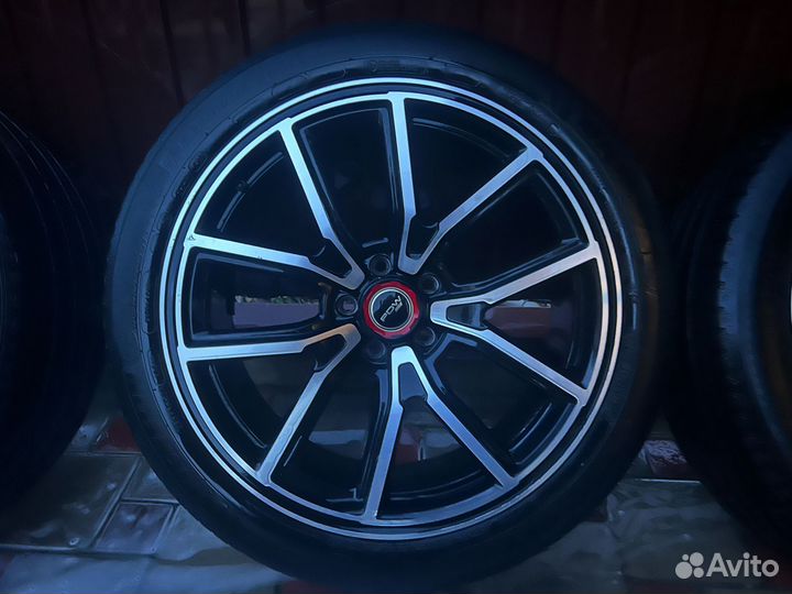 Колёса в сборе R-20. 245*45*20