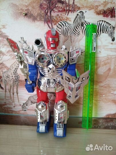 Роботы, фигуры, конструктор