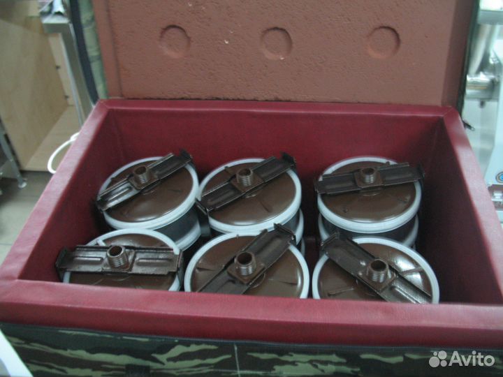 Продаю термос судковый