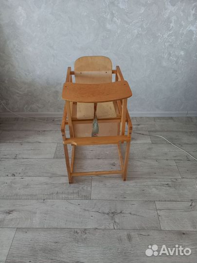 Стульчик для кормления