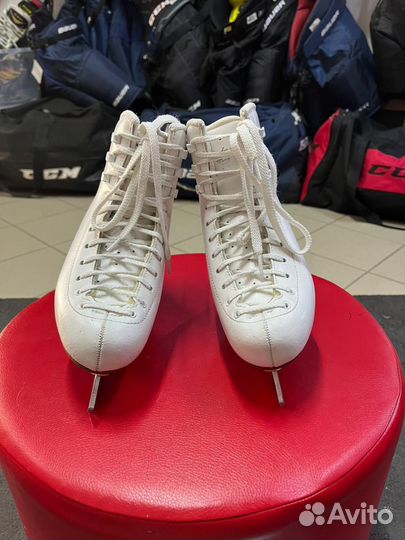 Коньки фигурные Risport 225