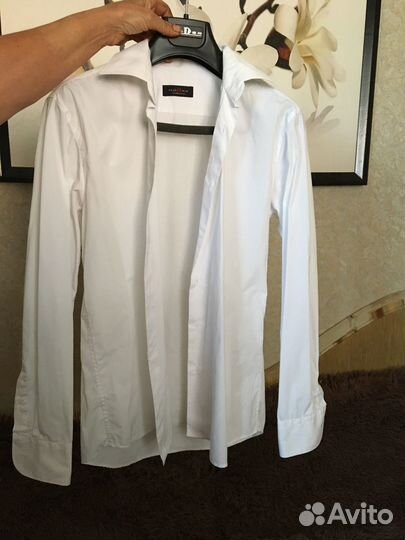 Продаю костюм,абсолютно новый