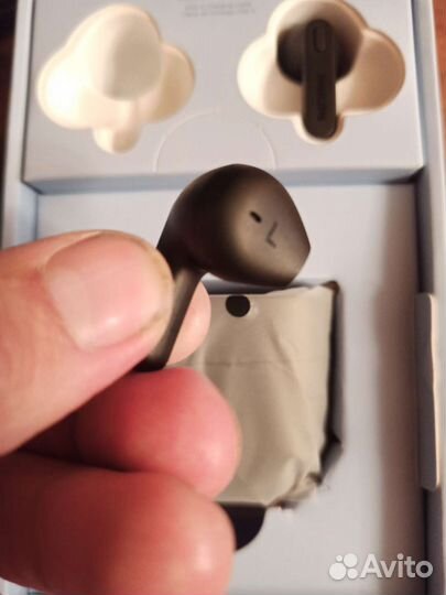 Беспроводные наушники philips