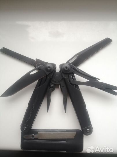 Мультитул leatherman surge
