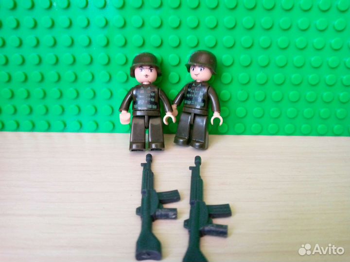 Лего с фигуркой