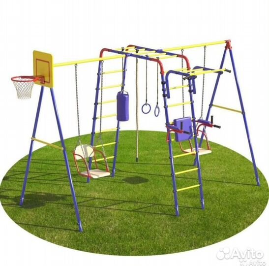 Уличная площадка с двойными качелями