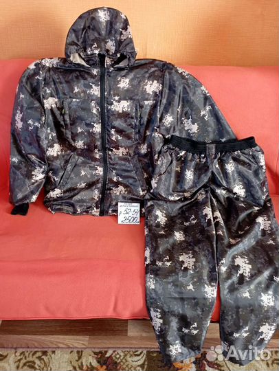 Демисезонные костюмы