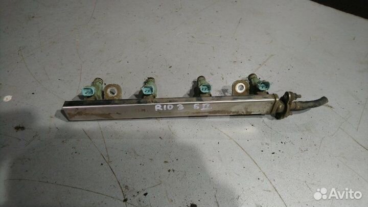 Топливная рампа в сборе Kia Rio 3 2013