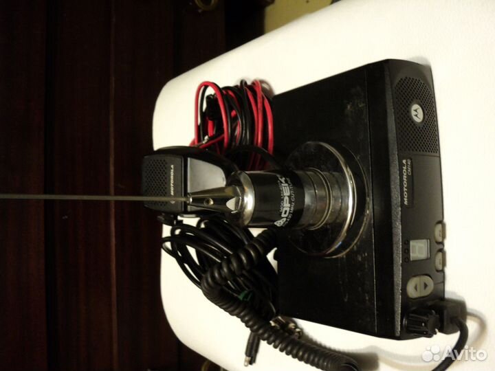 Motorola CM-140 с антенной Opek UH-401A