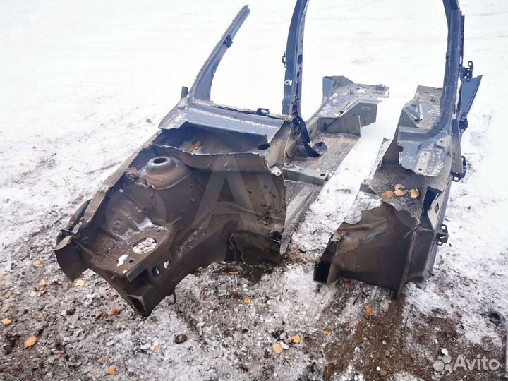 Порог стойка левый правый renault logan