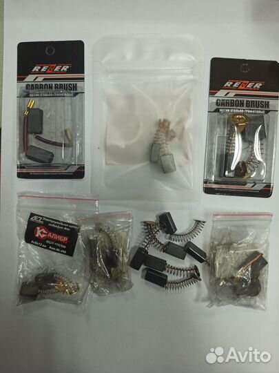 Щётки и запчасти на инструменты