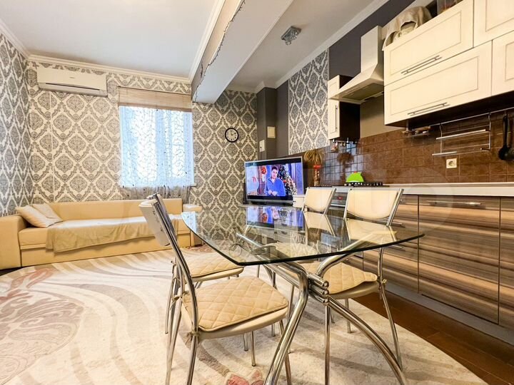 2-к. квартира, 68 м², 3/6 эт.
