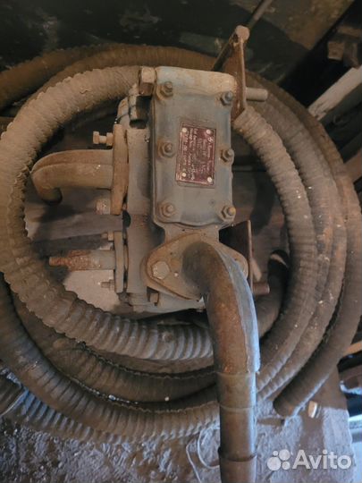 Ручной насос для воды и гсм