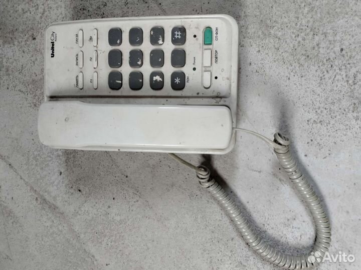 Старый телефон