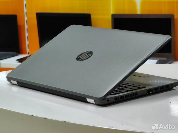Ноутбук HP 15.6
