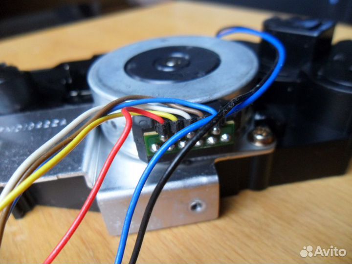 Шагов.двигатель оргтехники Panasonic и 2 редуктора