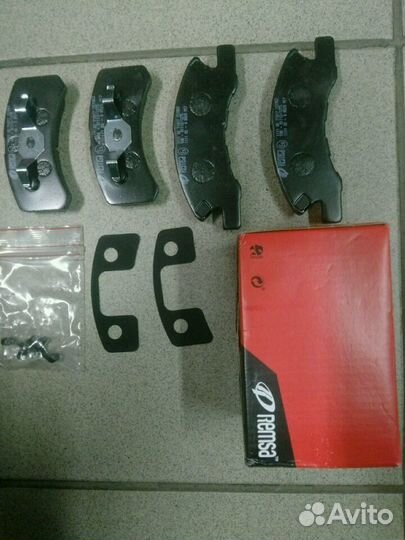 Колодки тормозные дисковые передние Daihatsu