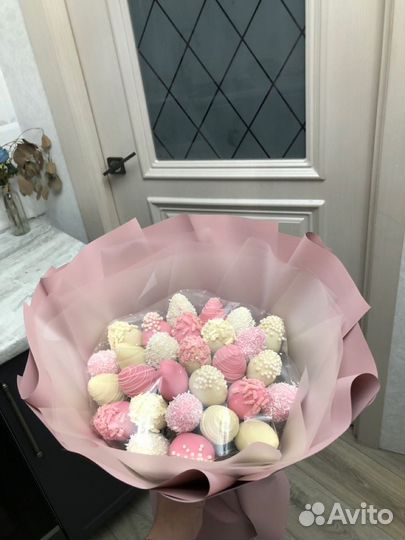 Букет из клубники в шоколаде