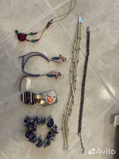 Колье, чокеры, браслеты, серьги