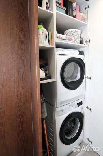 Встроенный Шкаф