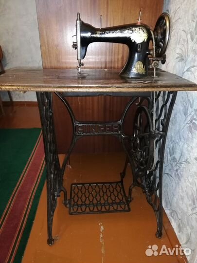 Швейная машина Singer