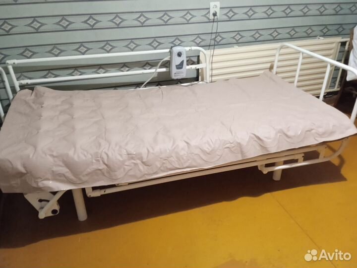 Медицинская кровать для лежачих больных бу