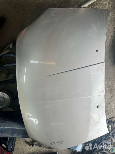 Капот на чери фора