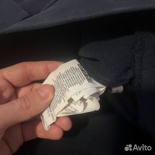 С большим лого свитшот Napapijri оригинал