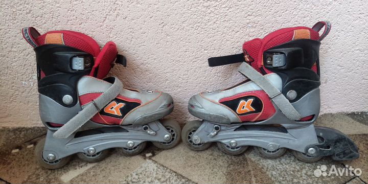 Роликовые коньки