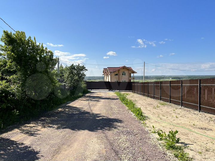 Дом 180 м² на участке 15 сот.