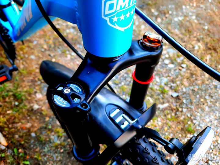 Новый велосипед алюминиевый