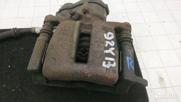 Суппорт задний правый Audi A6 4G/C7 2012