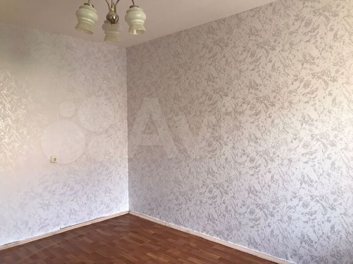 Комната 11 м² в 3-к., 1/5 эт.