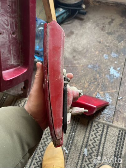 Фонарь задний правый mitsubishi lancer 6