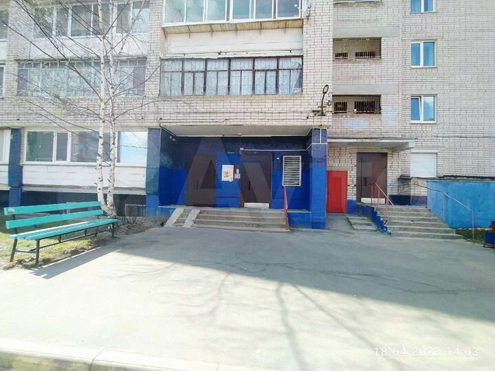 2-к. квартира, 47 м², 1/12 эт.