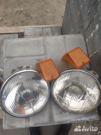 Фары Волга 2410