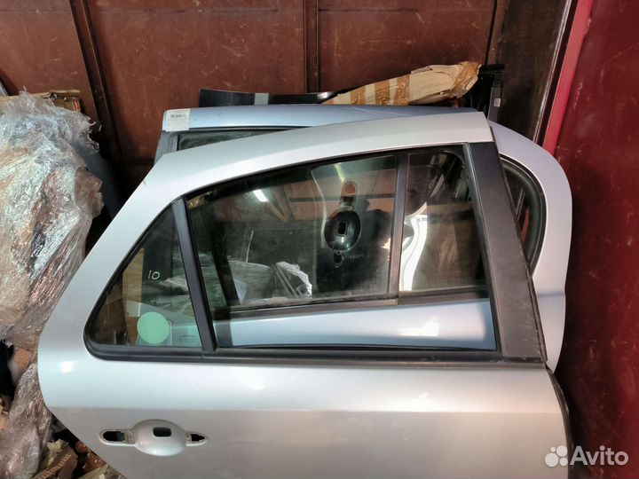 Рено лагуна 2 дверь задняя правая серебро