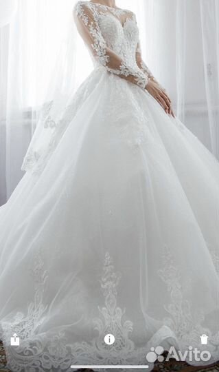 Свадебное платье