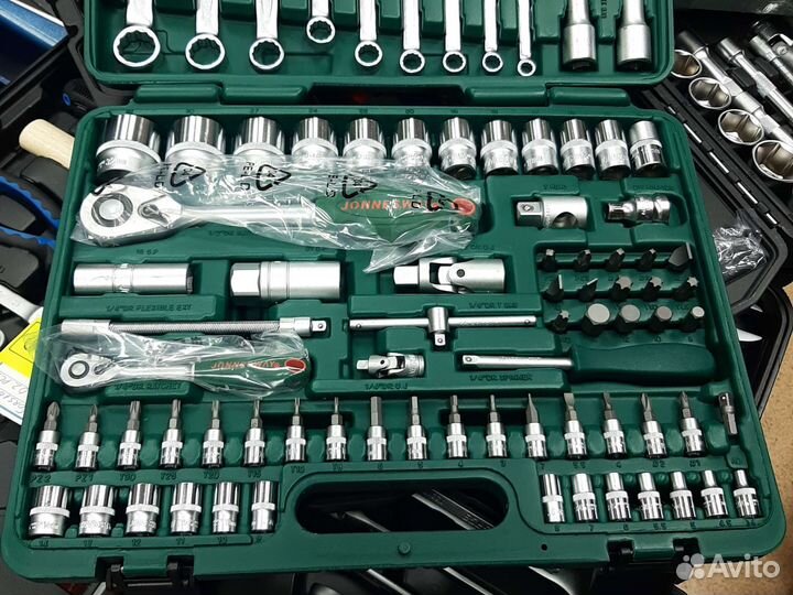 Набор инструментов jonnesway 82