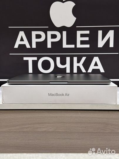 Macbook Air m2 8/256 Space Gray 11ц