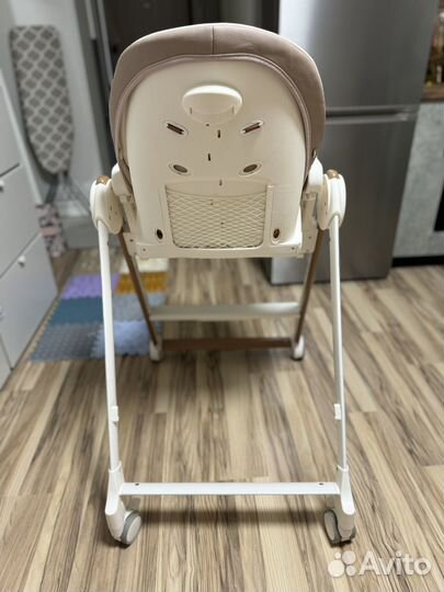 Стульчик до кормления ребенка Happy Baby