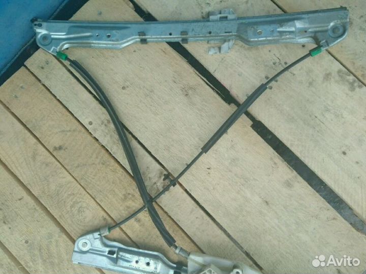 Стеклоподъемник П. П., Citroen C5 I