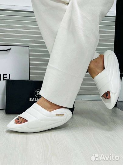 Пляжная обувь женская