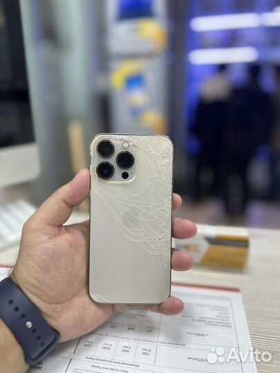 Замена заднего стекла iPhone 8/8+/11про/12про/13 п