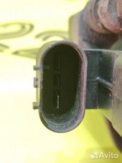 Суппорт задний правый Bmw 535Ix F10 2011