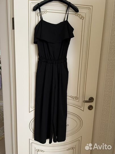 Продам праздничный комбинезон