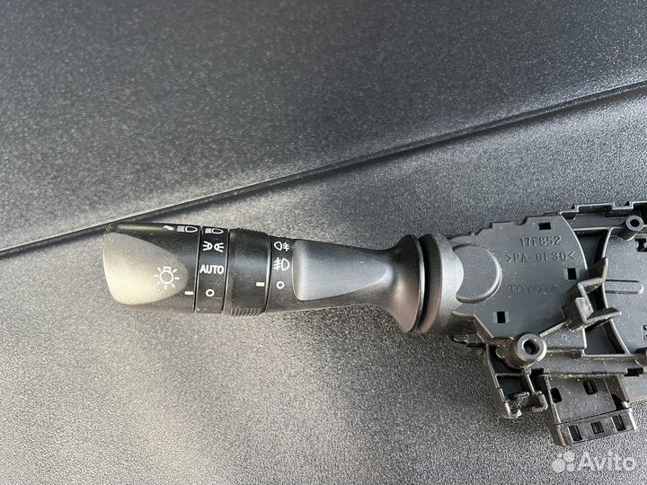 Подрулевой переключатель Toyota Rav 4 XA 40-45