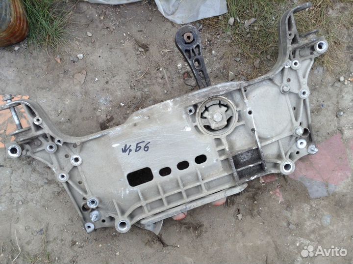 Подрамник Пассат Б6 передний разборка