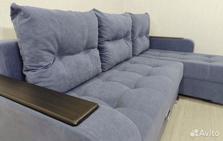 Диван угловой бриз