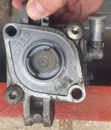 Гур бачок и насос от BMW 1 серии